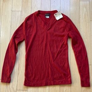 Vintage New w Tags Alexander’s Men's Rusty Red V-Neck Sweater
